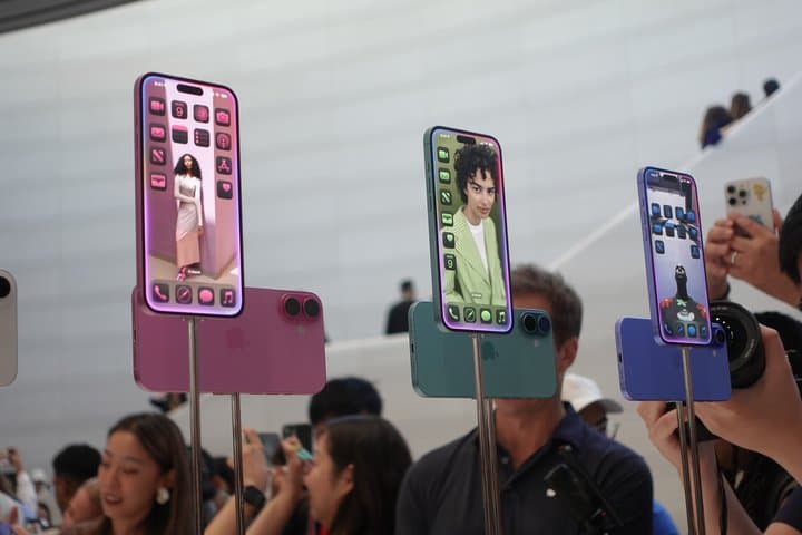 Pre-order iPhone 16 Dibuka 20 Desember, Kemenperin: Hati-hati! Pre-order iPhone 16 Dibuka 20 Desember, Kemenperin: Hati-hati!