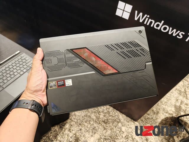 Jajal Tablet Gaming Paling Gahar Saat Ini, Asus ROG Flow Z13 (2025) Jajal Tablet Gaming Paling Gahar Saat Ini, Asus ROG Flow Z13 (2025)