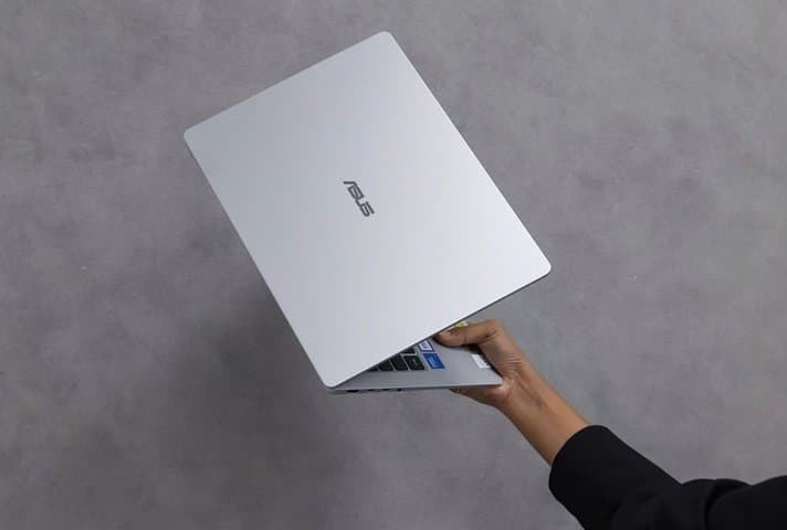 Spek Asus Vivobook S14 S5452MA: Baterai Tahan 20 Jam, Harga Rp19 Juta
Spek Asus Vivobook S14 S5452MA: Baterai Tahan 20 Jam, Harga Rp19 Juta