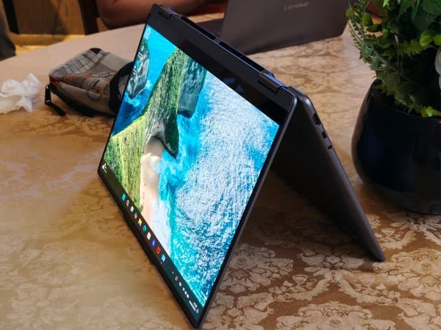 Ramah Lingkungan, Lenovo Yoga 7i 2-in-1 Gunakan Material Daur Ulang Ramah Lingkungan, Lenovo Yoga 7i 2-in-1 Gunakan Material Daur Ulang