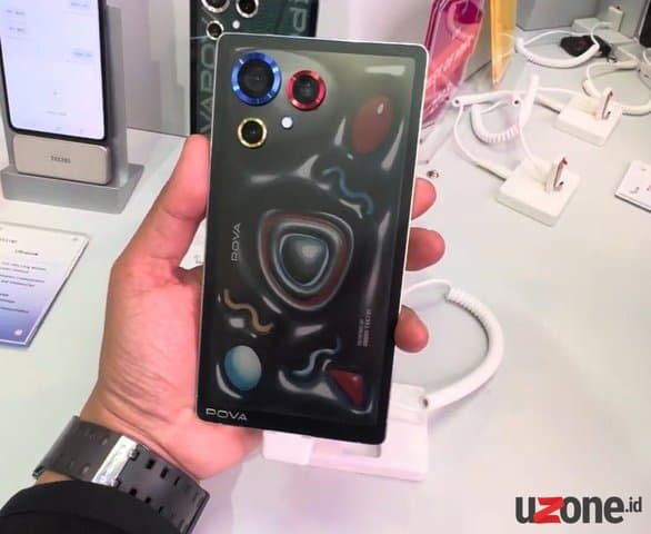 Desain Bodi Belakang Tecno Pova 7 yang Gak akan Bikin Bosan Desain Bodi Belakang Tecno Pova 7 yang Gak akan Bikin Bosan