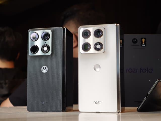 Jelang Galaxy Z Fold8, Motorola Jual Razr Fold di Indonesia, Harganya? Jelang Galaxy Z Fold8, Motorola Jual Razr Fold di Indonesia, Harganya?