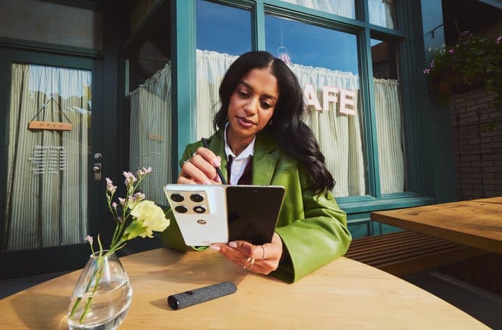 Wujud Motorola Razr Fold yang Dukung Stylus, Rilis 23 April? Wujud Motorola Razr Fold yang Dukung Stylus, Rilis 23 April?