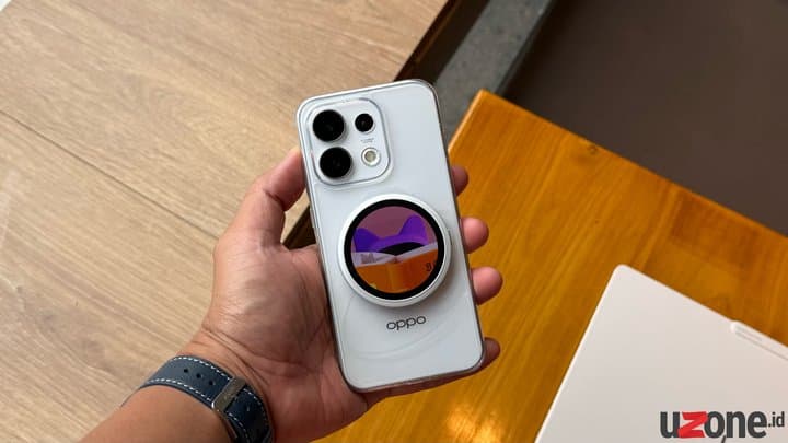 Oppo Bubble Jadi Layar Mini Buat Selfie, Harga Rp1,4 Juta
Oppo Bubble Jadi Layar Mini Buat Selfie, Harga Rp1,4 Juta