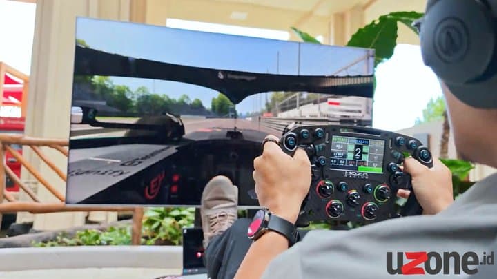 Geber Simulator F1 Cuma Perlu Laptop Tipis Bertenaga Snapdragon Geber Simulator F1 Cuma Perlu Laptop Tipis Bertenaga Snapdragon