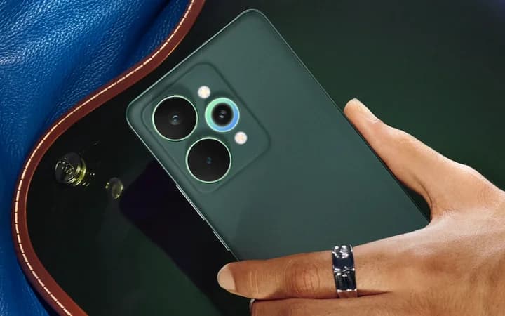 Realme 15 Pro Kantongi Izin RI, Varian 15T Diam-diam Muncul
Realme 15 Pro Kantongi Izin RI, Varian 15T Diam-diam Muncul