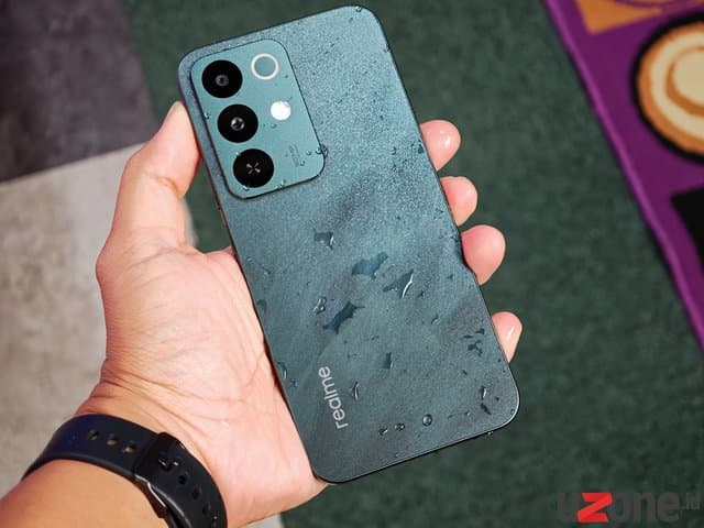 Nyobain HP Pemecah Rekor Dunia Tahan Air, Realme C85 Pro Nyobain HP Pemecah Rekor Dunia Tahan Air, Realme C85 Pro