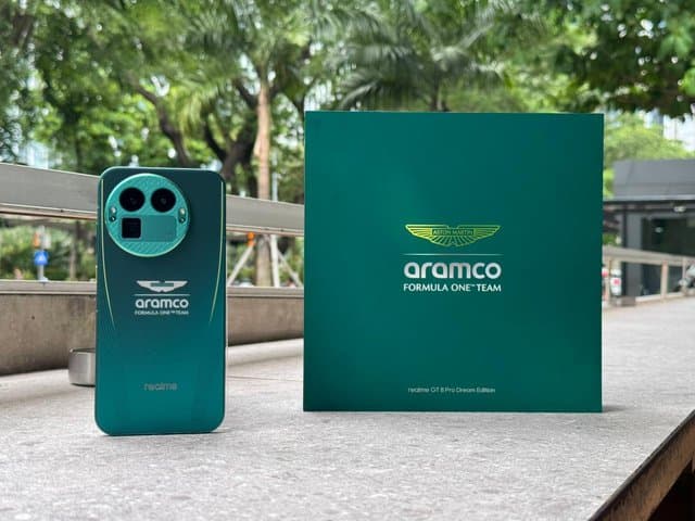 Hands-on Realme GT 8 Pro Aston Martin: Gabungan Sporty nan Classy! Hands-on Realme GT 8 Pro Aston Martin: Gabungan Sporty nan Classy!