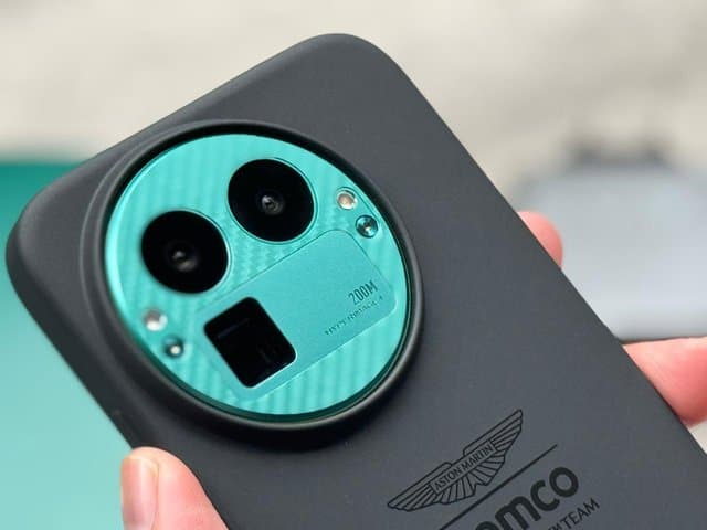 Krisis di Pasar Smartphone: OnePlus Tumbang, Realme Cabut dari China
Krisis di Pasar Smartphone: OnePlus Tumbang, Realme Cabut dari China