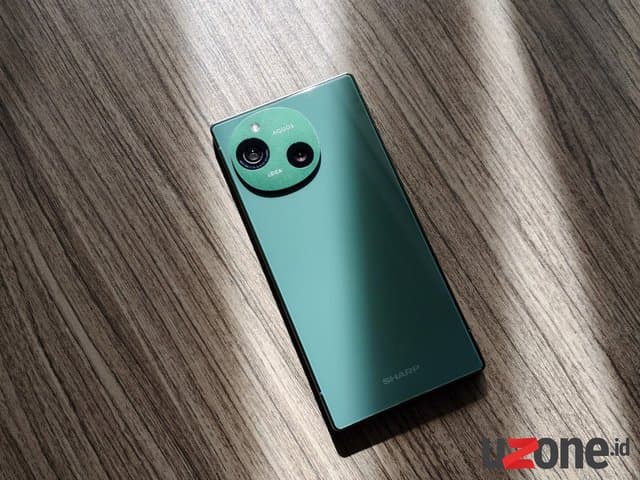 Review Sharp Aquos R9: Ponsel Bagus, Andai Harganya Masuk Akal Review Sharp Aquos R9: Ponsel Bagus, Andai Harganya Masuk Akal