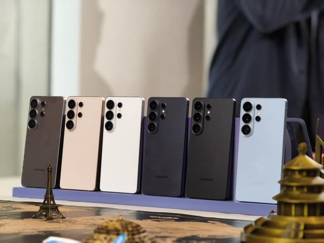 Daftar HP Samsung yang Dapat One UI 8.5, Bisa AirDrop ke iPhone? Daftar HP Samsung yang Dapat One UI 8.5, Bisa AirDrop ke iPhone?