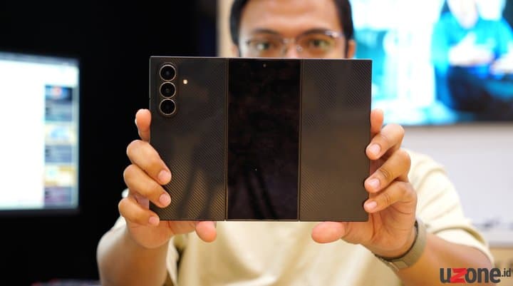 Menjajal ‘Kasta Tertinggi’ Android: Samsung Galaxy Z TriFold!
Menjajal ‘Kasta Tertinggi’ Android: Samsung Galaxy Z TriFold!