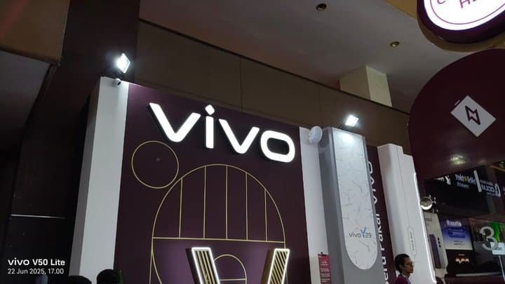 Booth Perdana vivo di Jakarta Fair 2025, Intip Keseruannya Booth Perdana vivo di Jakarta Fair 2025, Intip Keseruannya