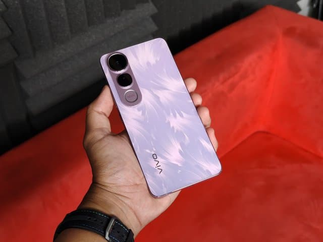 Intip Spesifikasi Vivo V50 Lite dan V50 Lite 5G, Rilis 17 April
Intip Spesifikasi Vivo V50 Lite dan V50 Lite 5G, Rilis 17 April