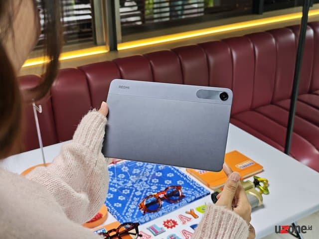Cicip Redmi Pad 2 9.7, Tablet Rp2 Jutaan yang Sudah Dukung 4G
Cicip Redmi Pad 2 9.7, Tablet Rp2 Jutaan yang Sudah Dukung 4G