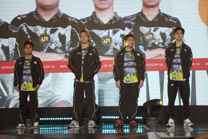 RRQ Hoshi Gagal ke Playoff MPL ID S16! RRQ Hoshi Gagal ke Playoff MPL ID S16!
