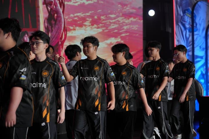 Daftar 6 Tim Lolos Playoff MPL ID S18, RRQ Absen Lagi
Daftar 6 Tim Lolos Playoff MPL ID S18, RRQ Absen Lagi