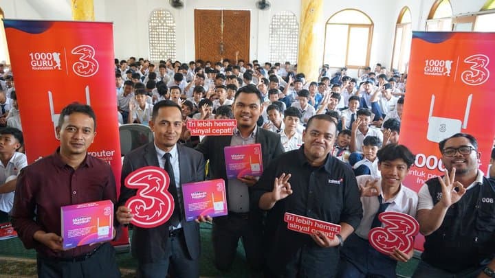 Tri Sulap 375 TB Kuota Jadi 1.000 Unit Router untuk Sekolah di Pelosok Tri Sulap 375 TB Kuota Jadi 1.000 Unit Router untuk Sekolah di Pelosok