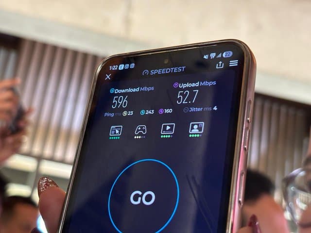 Internet 60 Mbps: Telkomsel Soroti Spektrum, Izin dan Beban Regulasi Internet 60 Mbps: Telkomsel Soroti Spektrum, Izin dan Beban Regulasi