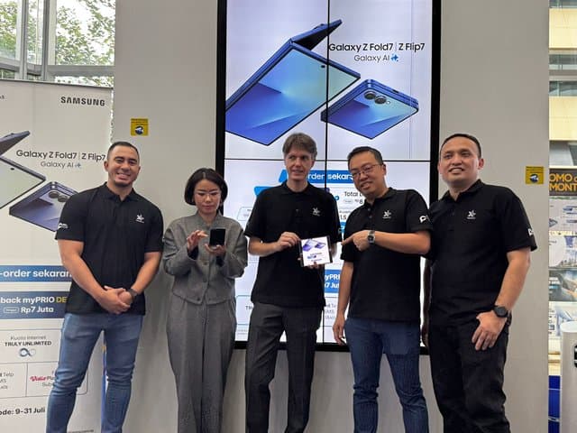 Banjir Bonus, XLSmart Hadirkan Bundling Khusus Galaxy Z Fold7 dan Flip7
Banjir Bonus, XLSmart Hadirkan Bundling Khusus Galaxy Z Fold7 dan Flip7