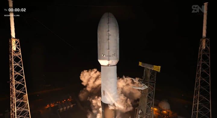 Satelit Nusantara Lima Mengorbit Demi Internet Merata se-Indonesia Satelit Nusantara Lima Mengorbit Demi Internet Merata se-Indonesia