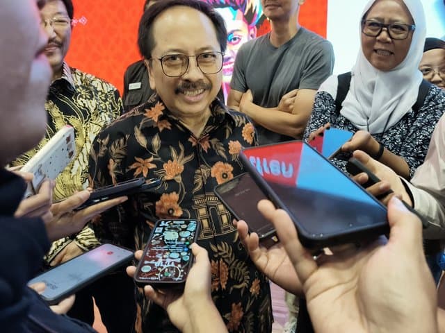 Setelah Merger dengan XL Axiata, Gimana Nasib Frekuensi Smartfren? Setelah Merger dengan XL Axiata, Gimana Nasib Frekuensi Smartfren?