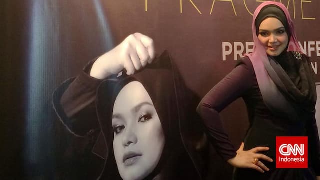 Hamil 4 Bulan, Siti Nurhaliza Tetap Produktif di Studio
