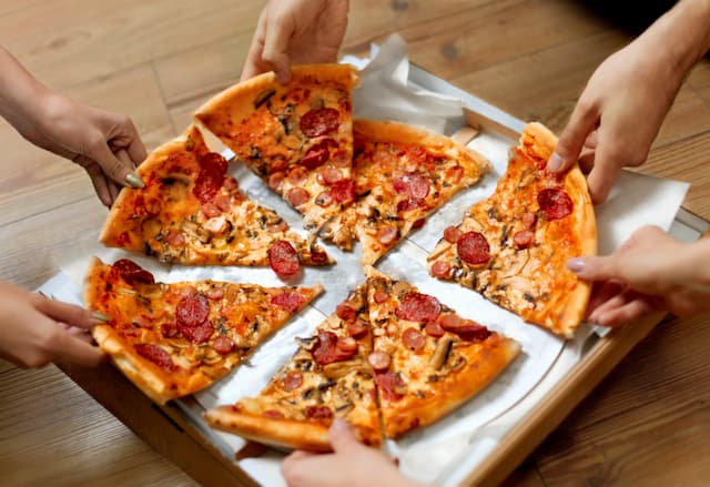 Pizza Ternyata Berbahaya untuk Kesehatan 