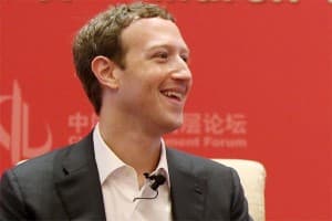 Zuckerberg tanggapi sindiran CEO Apple soal skandal Facebook