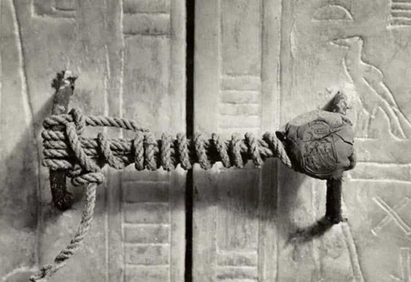  Segel Makam Firaun yang Bermitos Terkutuk, Percaya ? 