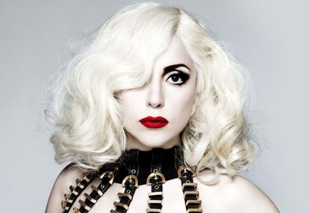  Penyanyi Lady Gaga Alami Penyakit Mengerikan dan Jarang diketahui 