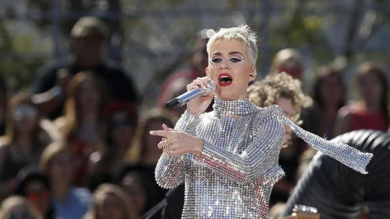 Katy Perry Ngotot Tak Bersalah di Kasus Plagiat Dark Horse