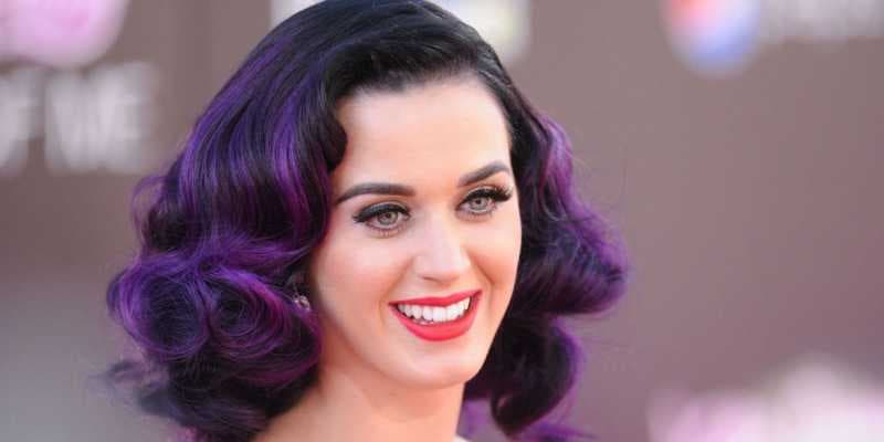 Lini Make Up Terbaru Katy Perry dan CoverGirl