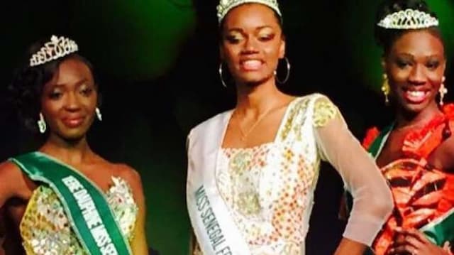 Keren, Finalis Miss Senegal Pakai Batik dan Tenun Indonesia