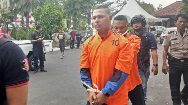 Finalis Indonesian Idol Ditembak Polisi