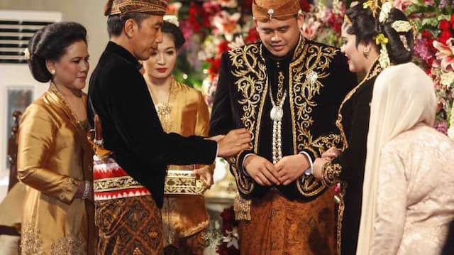 Tradisi "Tumpeng Jongko" Doakan Pernikahan Putri Jokowi