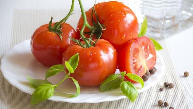 Tomat Sayur atau Buah Perdebatan Abadi yang Kini Terjawab