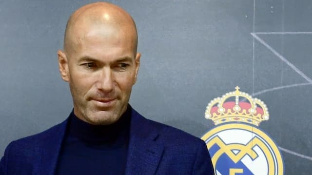 Besut Timnas Prancis, Takdir bagi Zinedine Zidane
