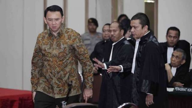 Tak Sampai 15 Menit, Hakim Teruskan PK Ahok ke Mahkamah Agung