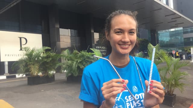 Nadine Chandrawinata Manfaatkan Medsos untuk Kampanye Soal Laut