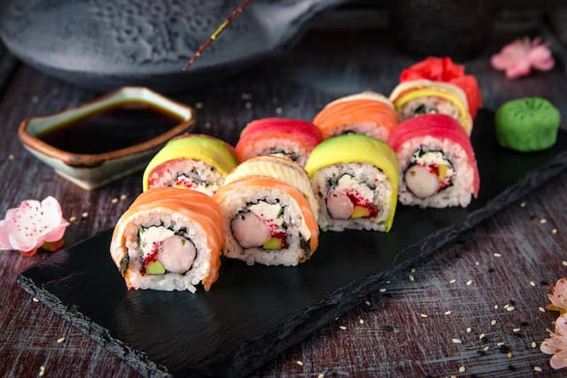 Sushi dan Makanan Sehat yang Bikin Gemuk