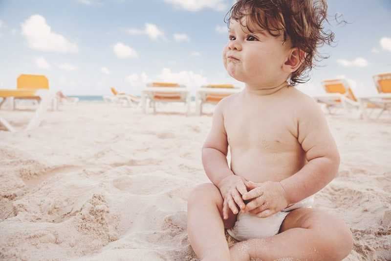 Tips Jitu Memilih Sunblock Bayi yang Aman untuk Kulitnya