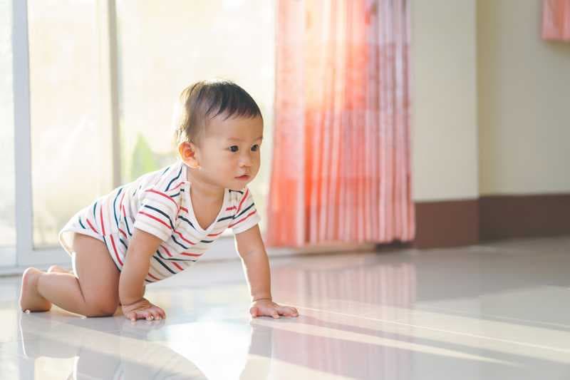 Fase Merangkak pada Bayi, Kotor Tapi Meningkatkan Kekebalan Tubuh