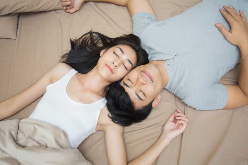 Benarkah Bercinta Bikin Tidur Lebih Nyenyak?