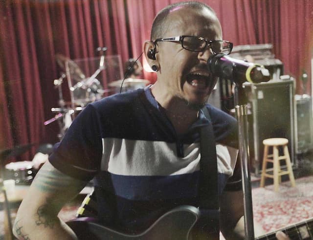 Linkin Park Unggah Foto Mengharukan untuk Mengenang Chester Bennington
