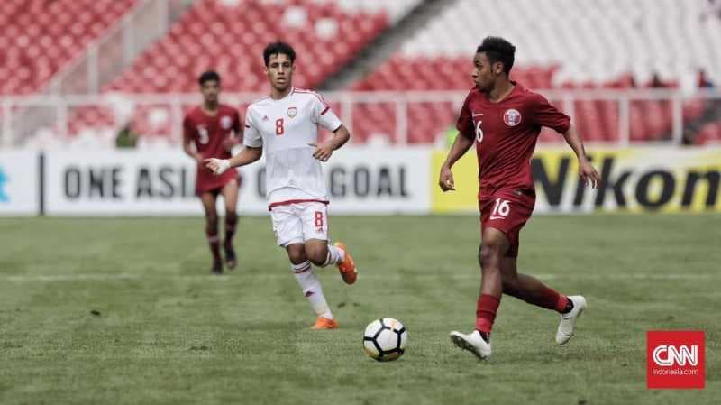Pelatih Qatar dan UEA Kritik Kualitas Lapangan SUGBK