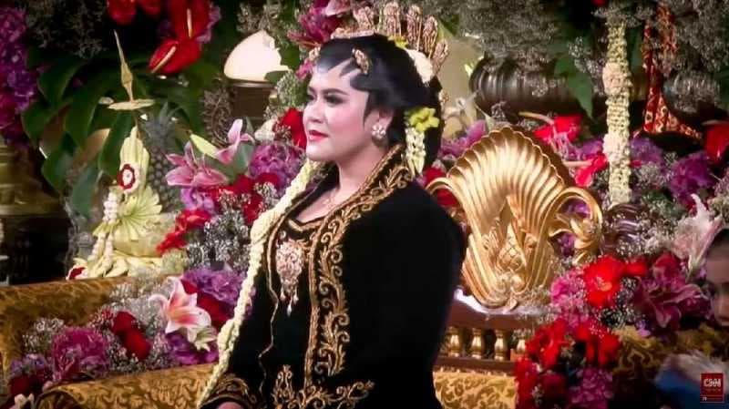 Penata Rias Ungkap Rahasia Cantik Kahiyang Ayu di Medan