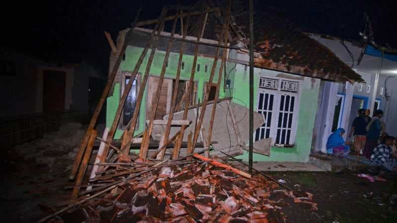 Dampak Gempa Bumi, Puluhan Bangunan di Tasikmalaya Hancur