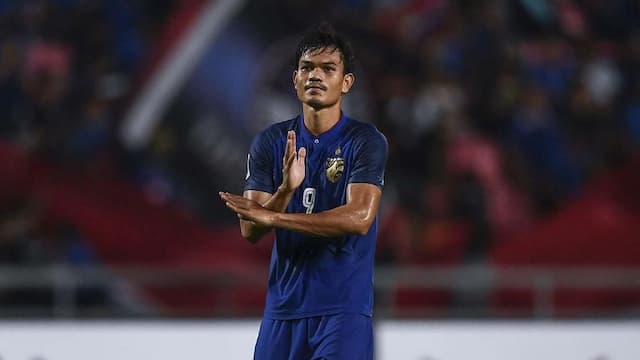 Adisak Ingin Thailand vs Timnas Indonesia di Final Piala AFF