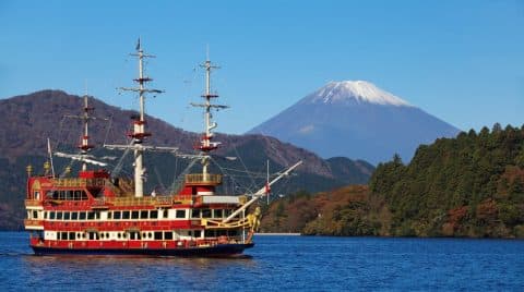 Dahsyat! Gunung Fuji Bisa Dilihat Dari Kapal Bajak Laut, Kereta Api, Atau Kereta Gantung, Pilih Mana?